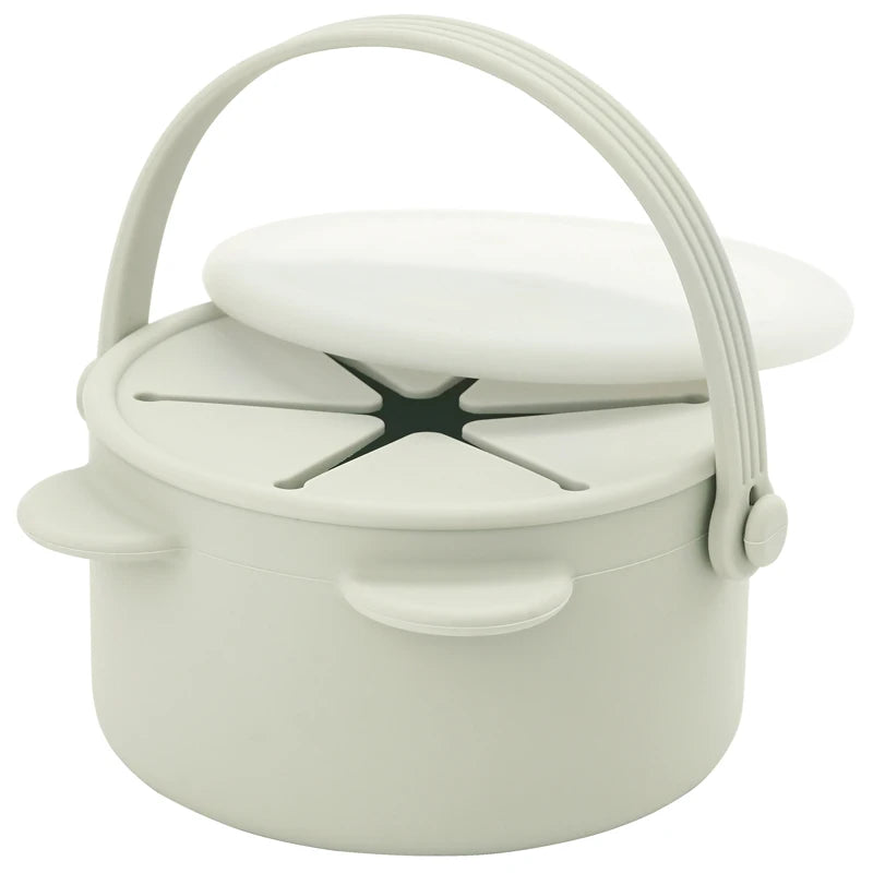 Reusable baby snack container with spill-proof design – Winnebaby