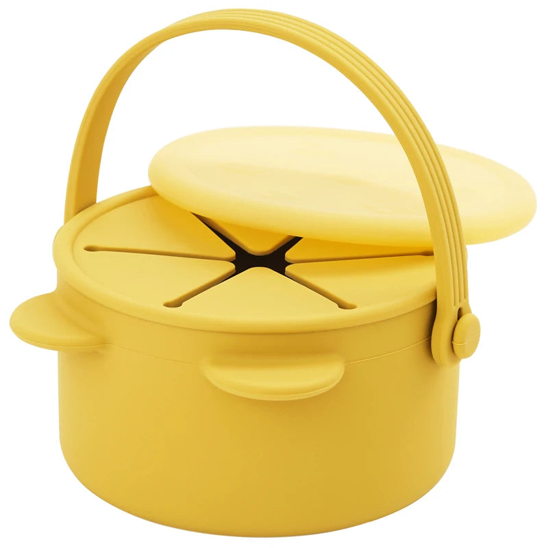 Reusable baby snack container with spill-proof design – Winnebaby