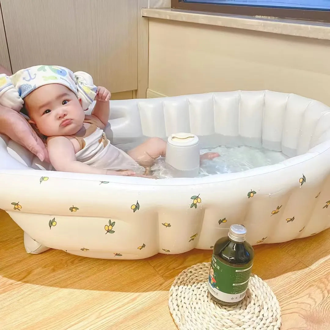 Infant inflatable bathtub