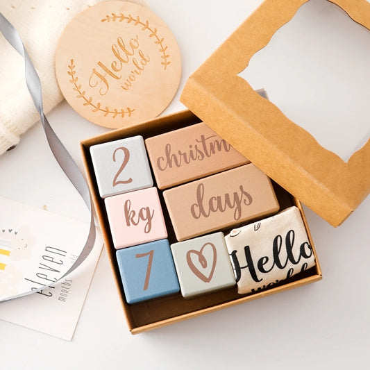 Handcrafted wooden milestone cards for baby photography – Winnebaby