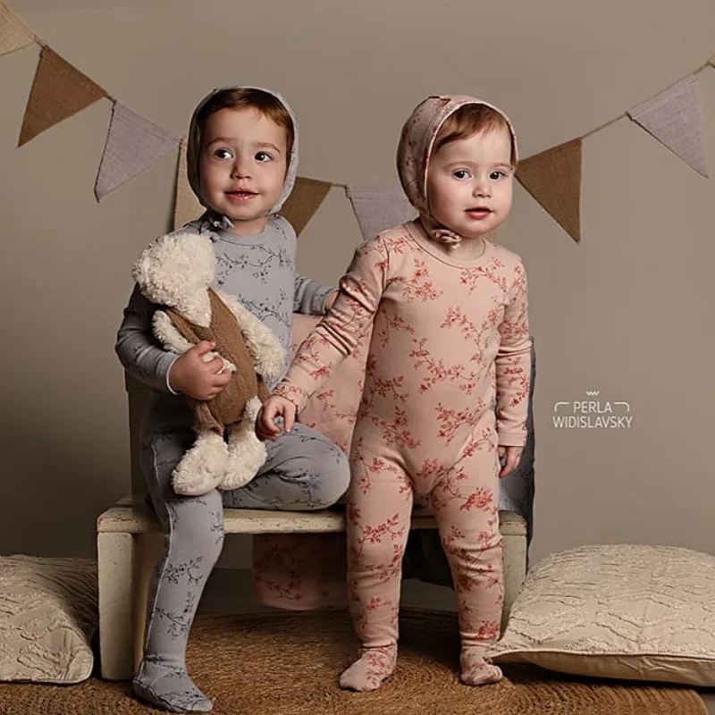 Newborn Footies Hats Blankets